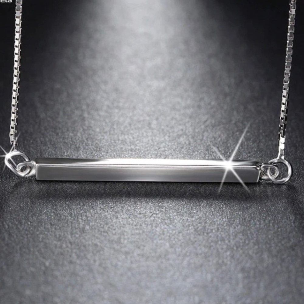 Pendant necklace in bright silver - Picture 3 of 6